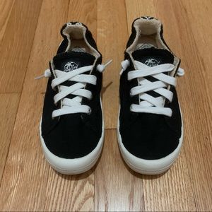ROXY Slip On Sneakers Shoes Black and White